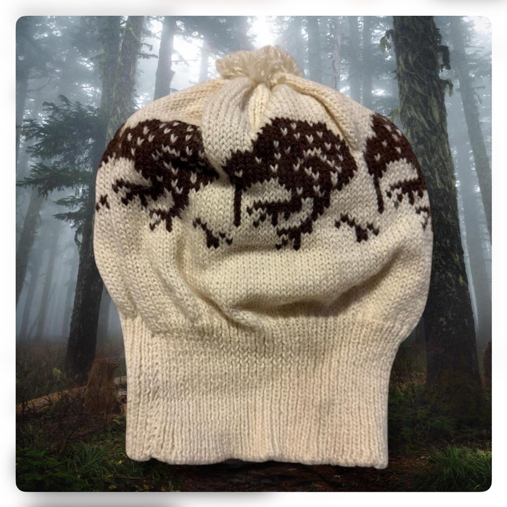 Reformation Cream and Brown Knit Hat